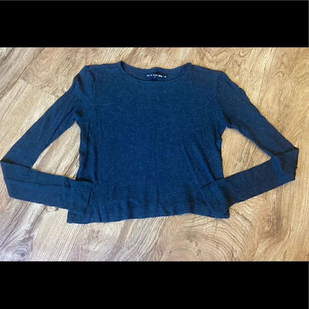 Rag & Bone Jeans dark grey/ faded black long sleeve crop top